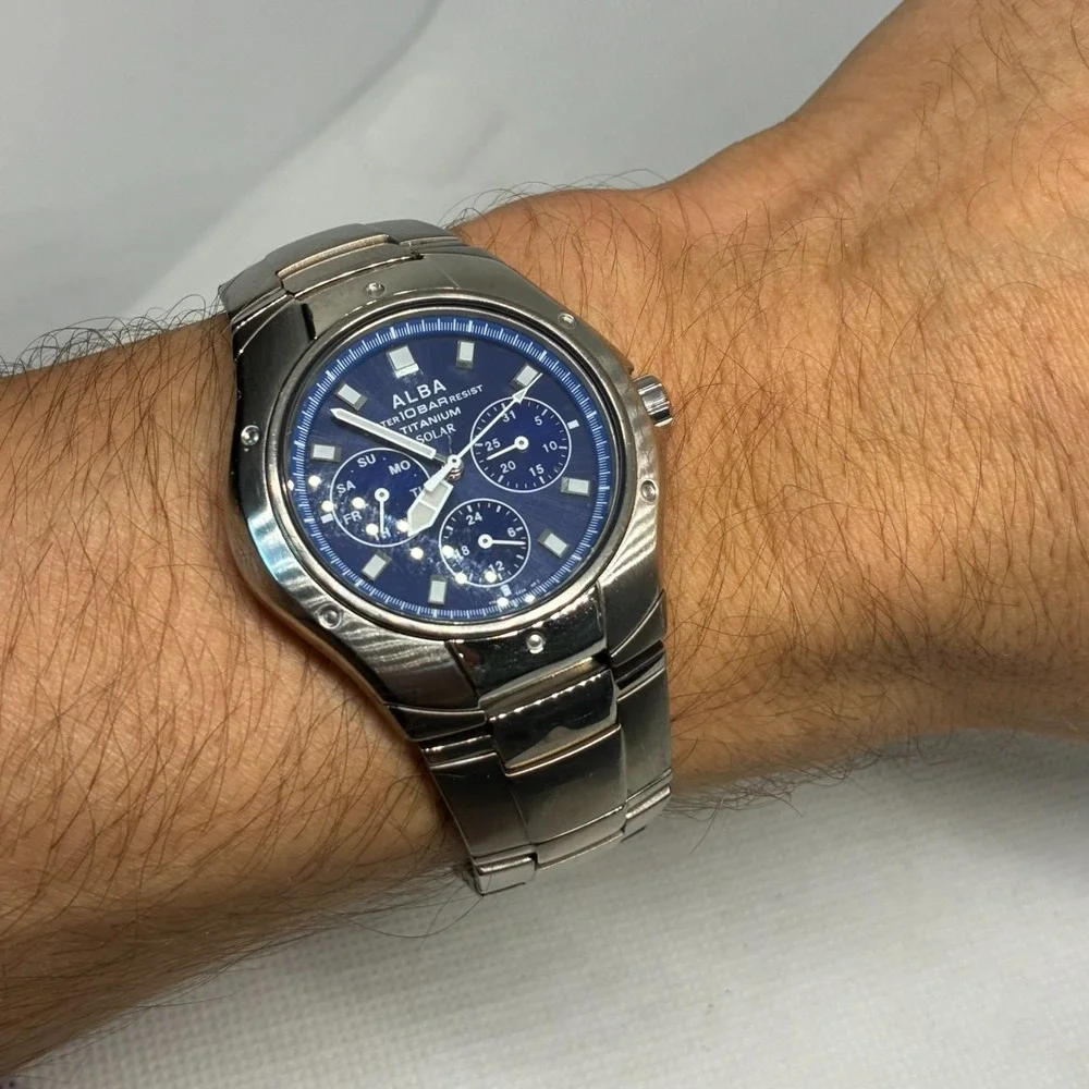 Vintage Seiko Alba Titanium Solar V14J-0AA0 Men Watch Blue Day Date Sport-READ!!